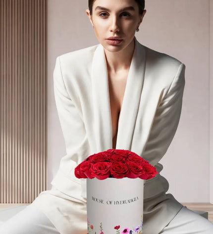 30 Luxury Red Roses Flowers Box Elegant Fresh Flowers Gift Dubai Delivery