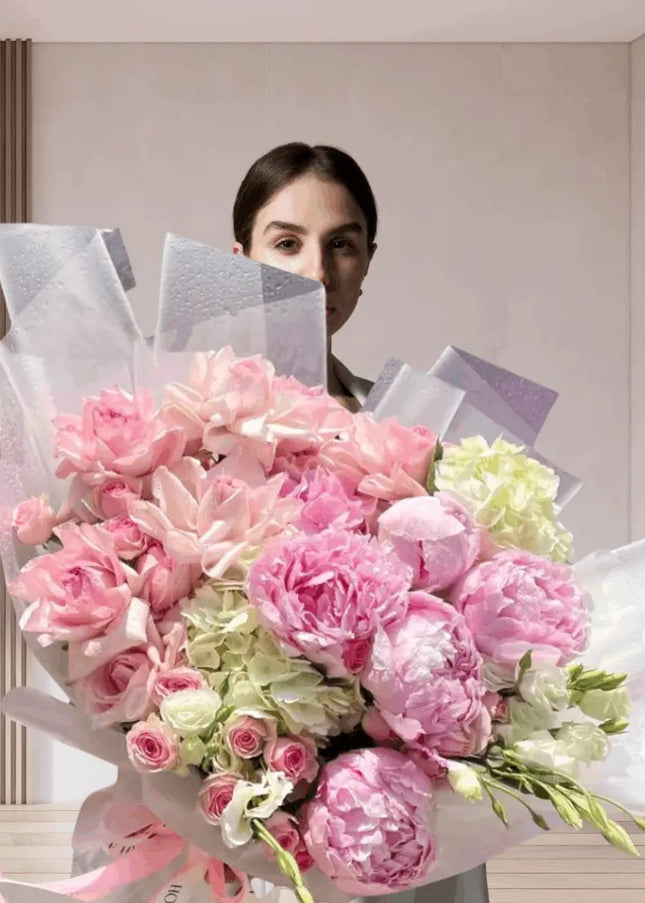 Sloane White & Pink Roses Flowers Hydrangea Bouquet Cheap Flowers Dubai