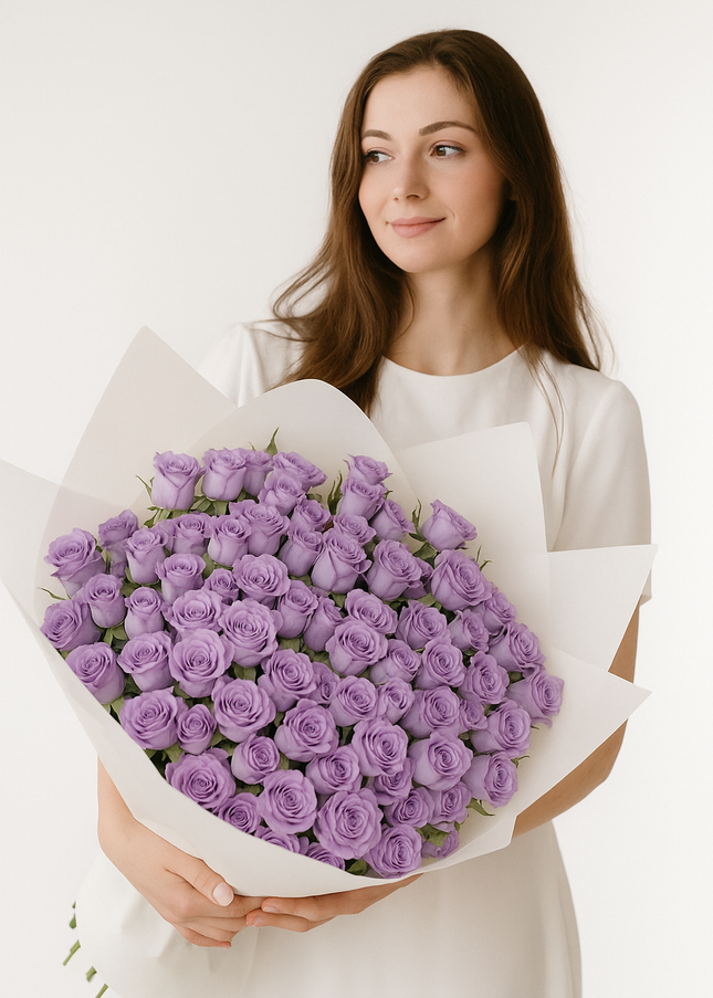 Lilac Petit spray Roses Flowers  | Same Day Florist Dubai