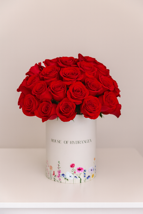 30 Luxury Red Roses Flowers Box Elegant Fresh Flowers Gift Dubai Delivery