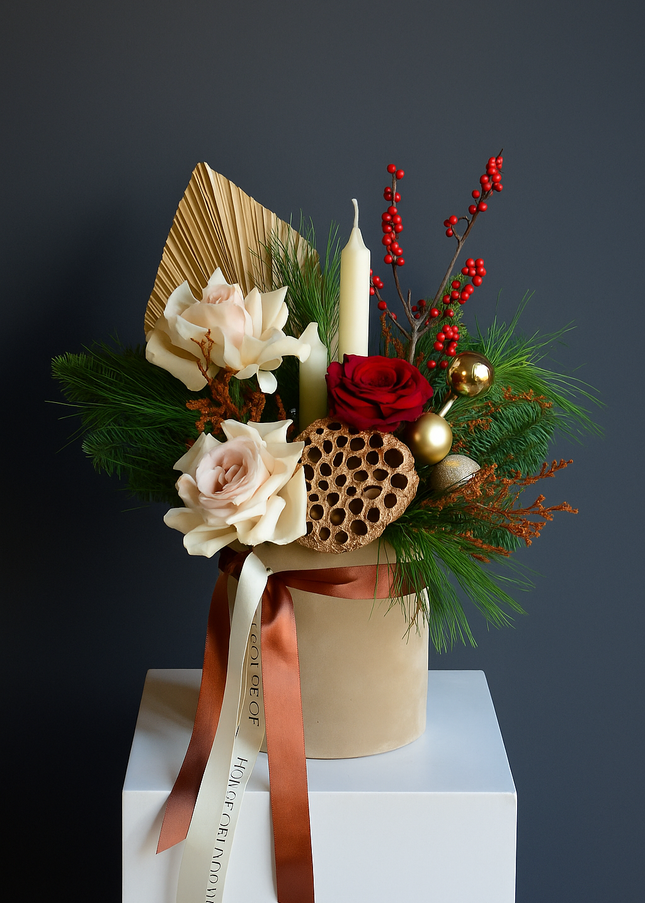 RED BERRIES MEDIUM BOX