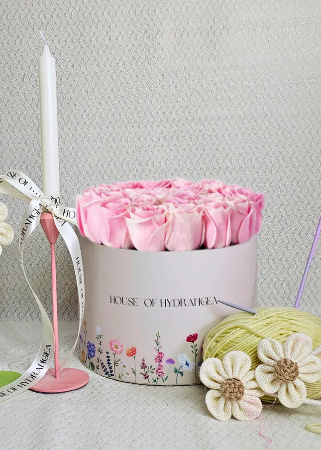 lorena luxury pink roses bespoke flower arrangements dubai