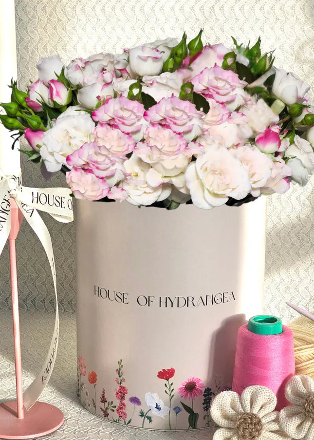 Luxury Pastel Fancy Spray Roses Pink Flowers Gift A Flowers