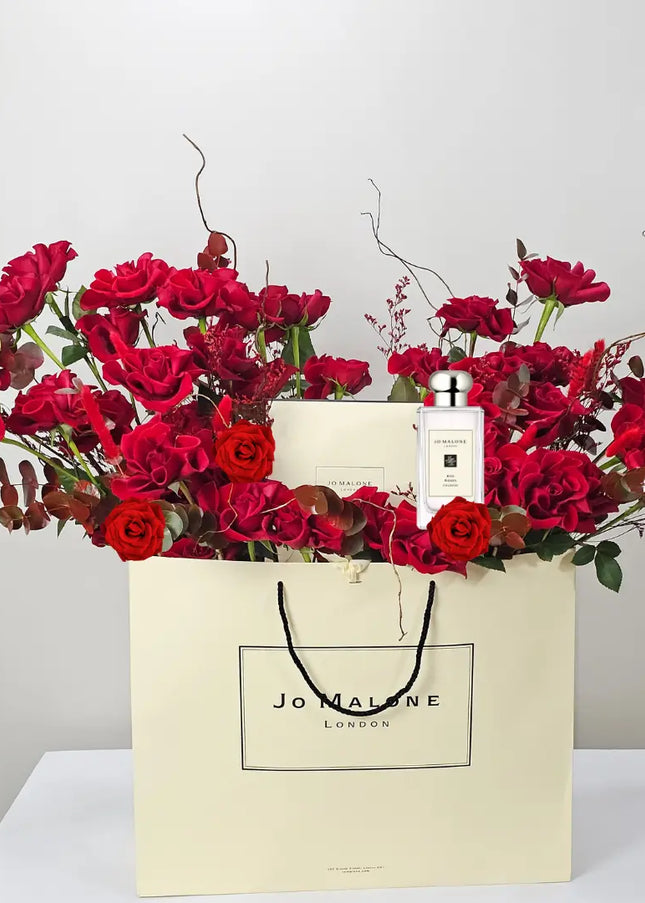 Premium Red Roses Flowers with Jo Malone – Flower Shop Order Online Dubai