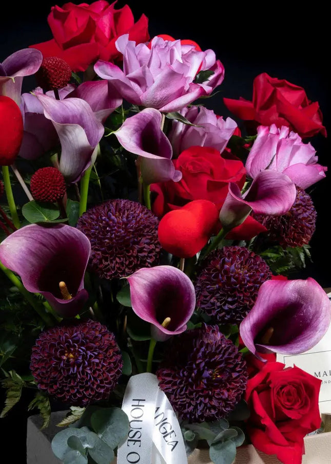 Purple Rose Flowers with Jo Malone Noir – Same Day Rose Delivery in Dubai