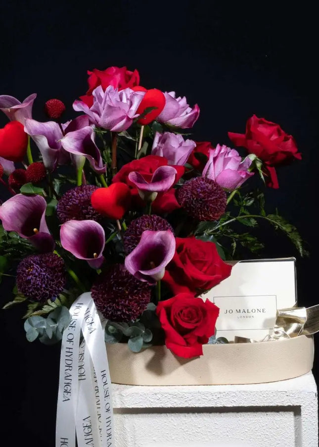 Purple Rose Flowers with Jo Malone Noir – Same Day Rose Delivery in Dubai