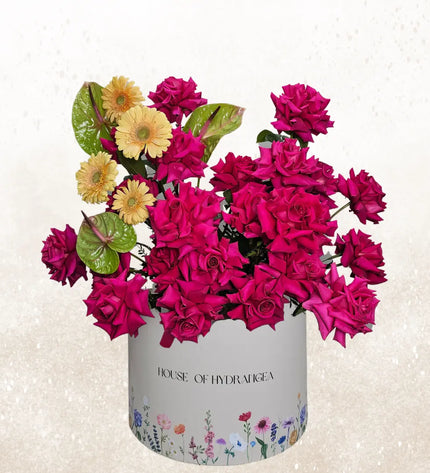 tropical velvet pink roses flowers luxury flower delivery dubai