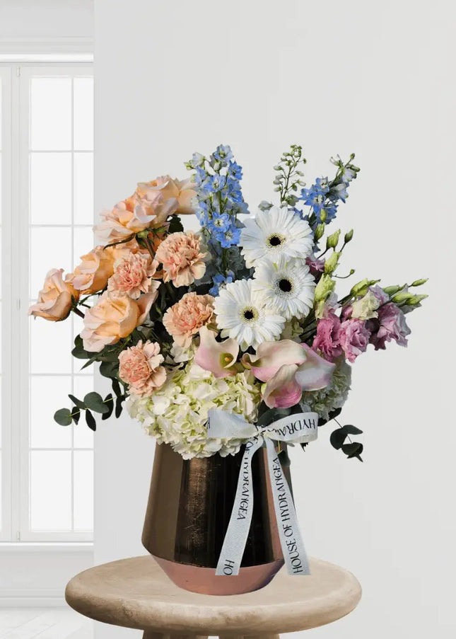 Veronica Luxury Vase Flowers White & Peach Mix  Online Flowers in Dubai